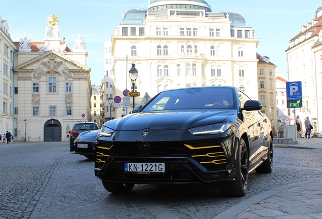 Lamborghini Urus