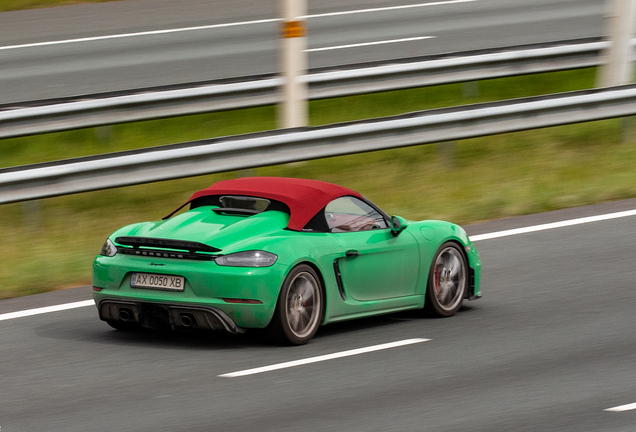 Porsche 718 Spyder