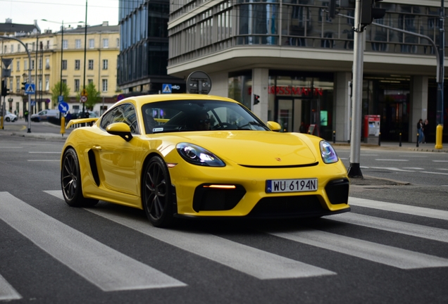 Porsche 718 Cayman GT4