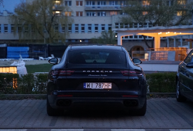 Porsche 971 Panamera Turbo