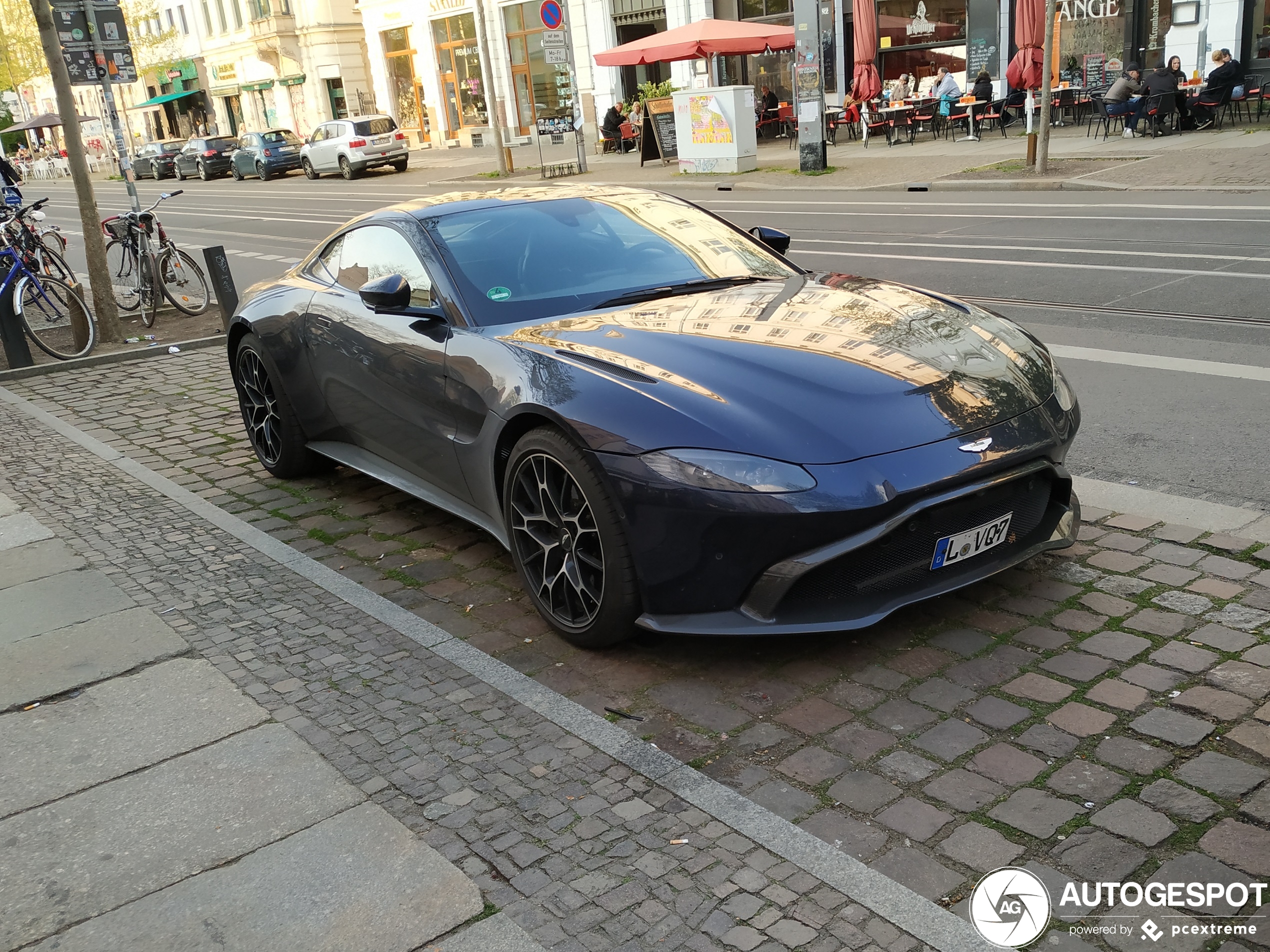 Aston Martin V8 Vantage AMR 2019