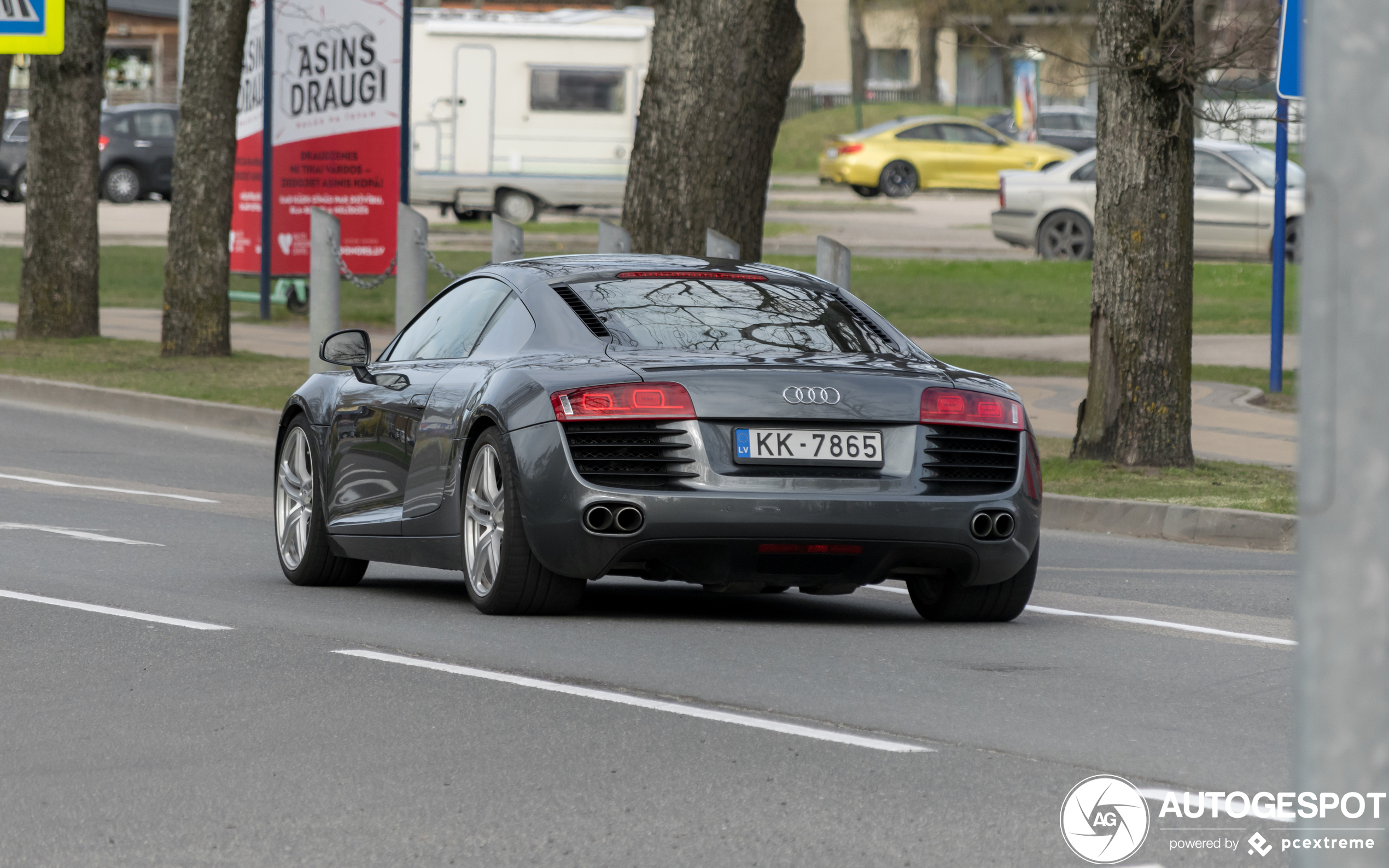 Audi R8