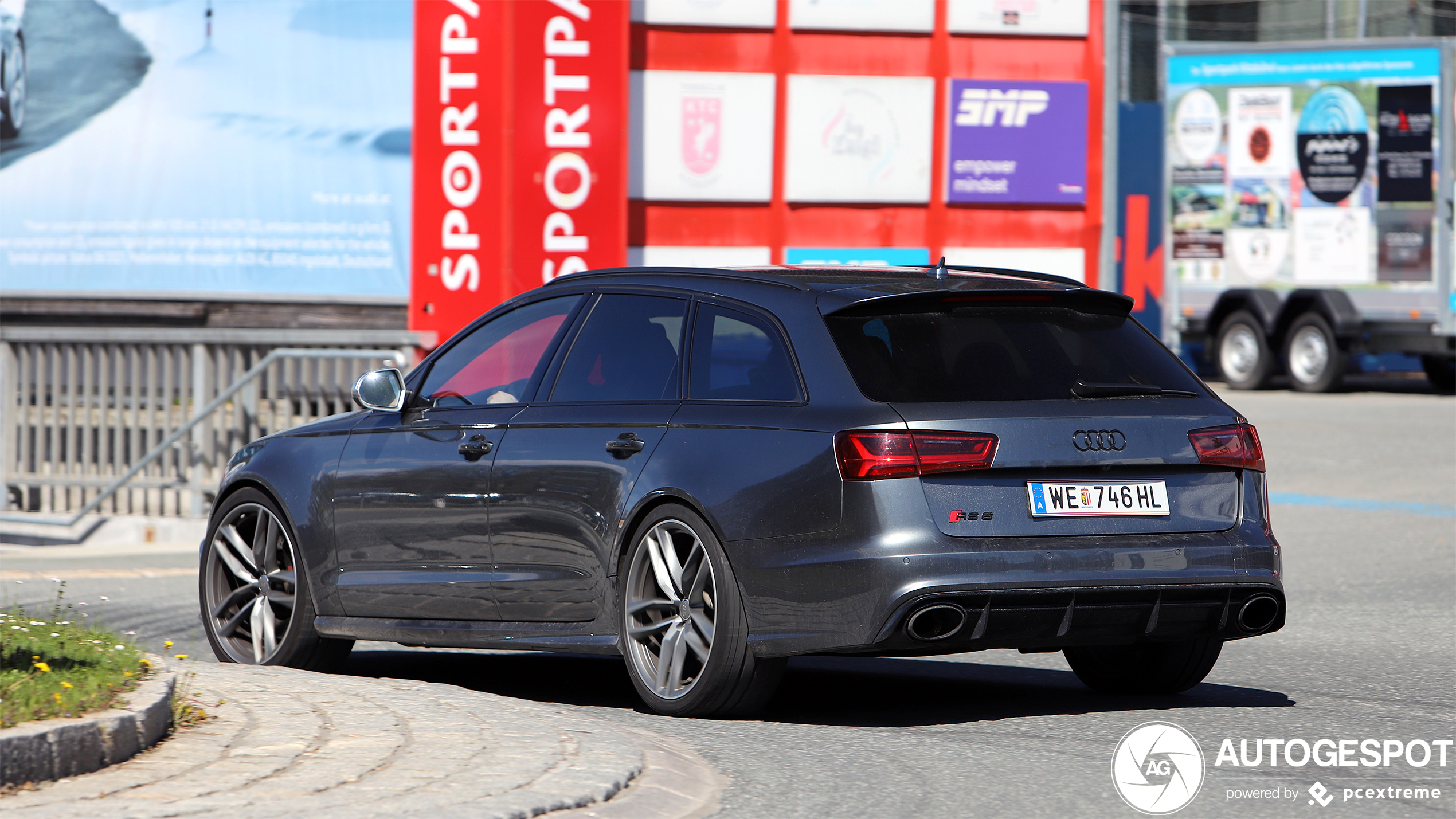 Audi RS6 Avant C7 2015