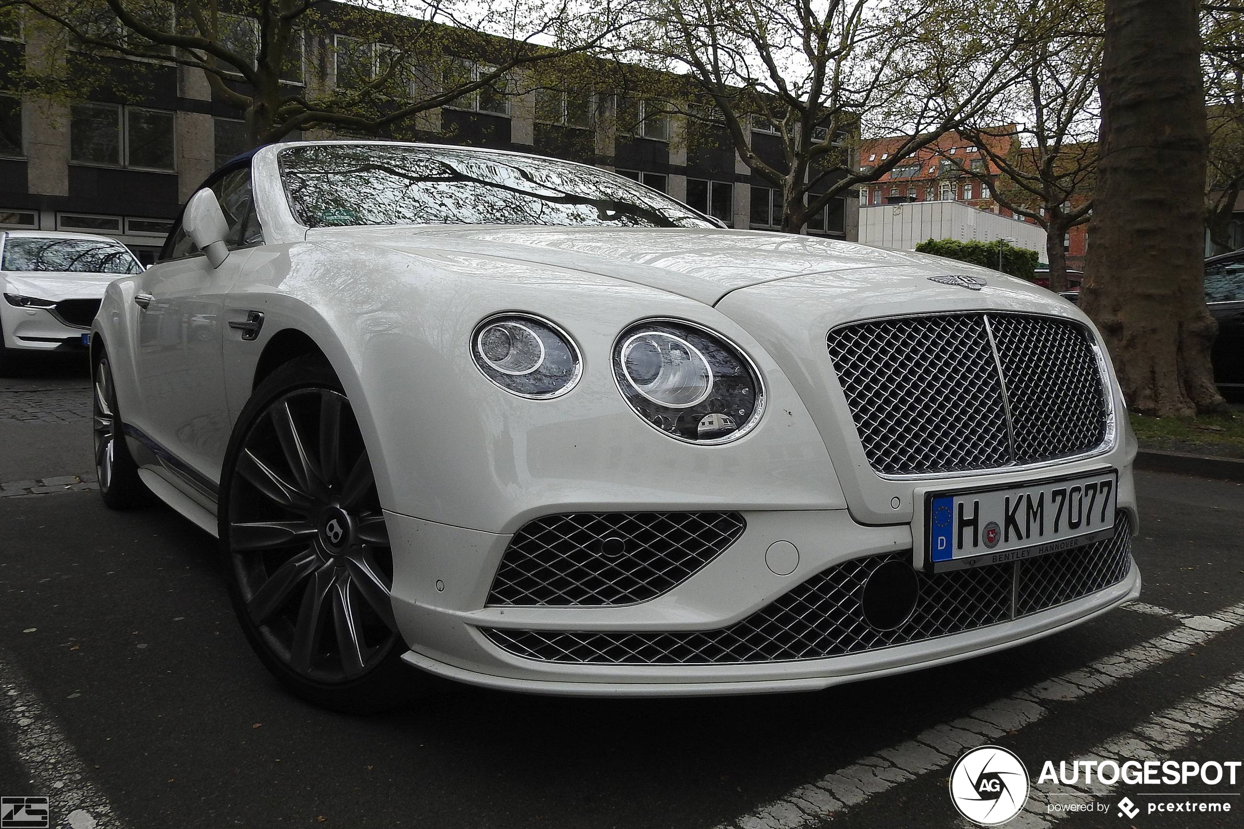 Bentley Continental GTC V8 2016