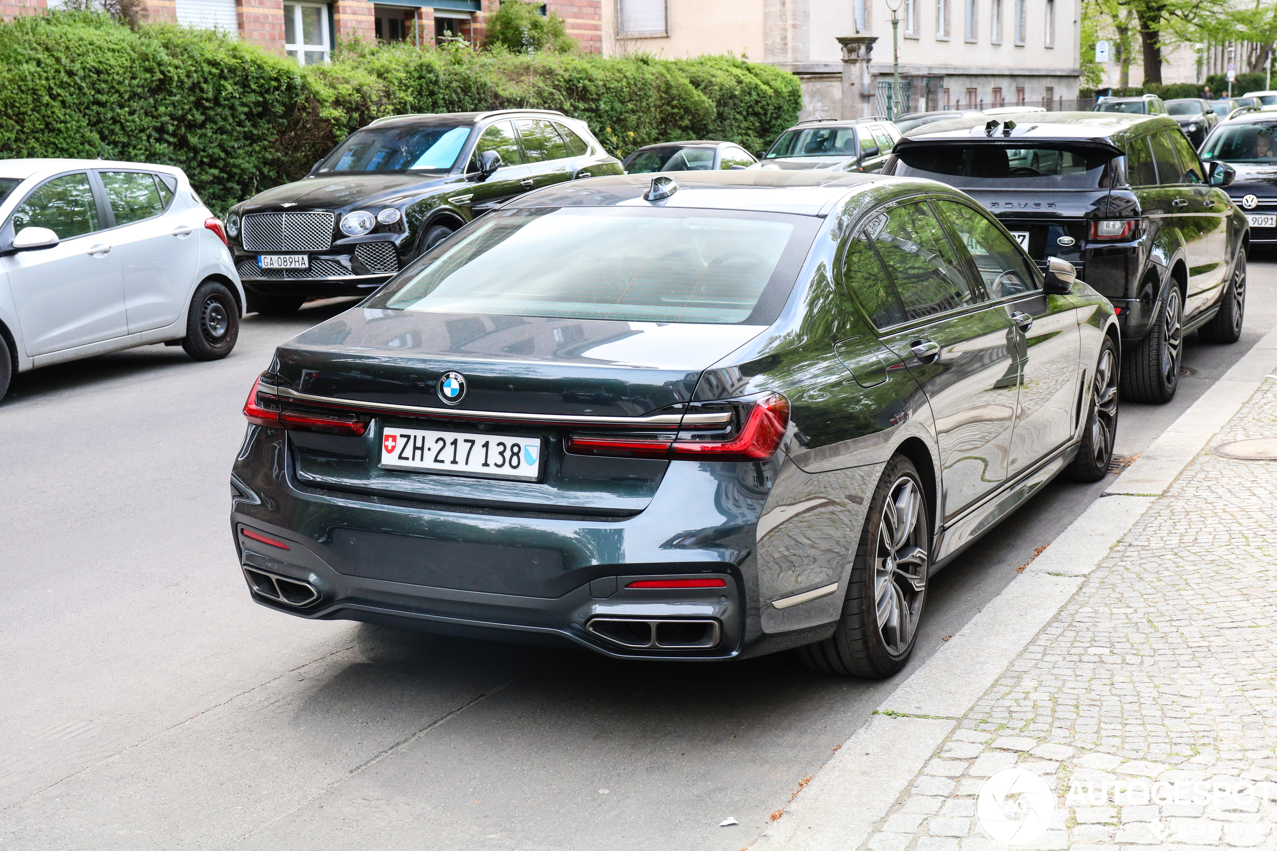 BMW M760Li xDrive 2019