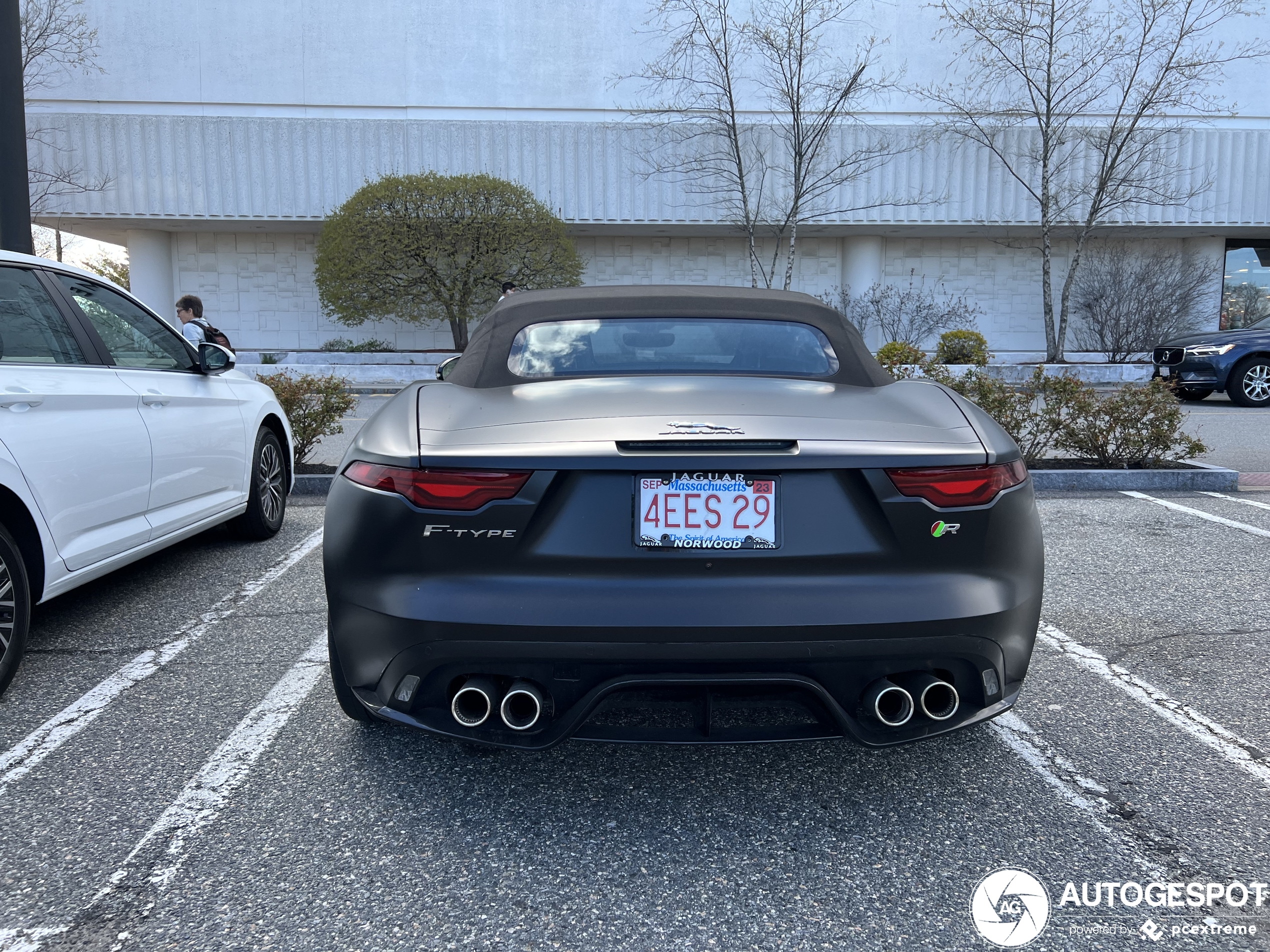 Jaguar F-TYPE R Convertible 2020