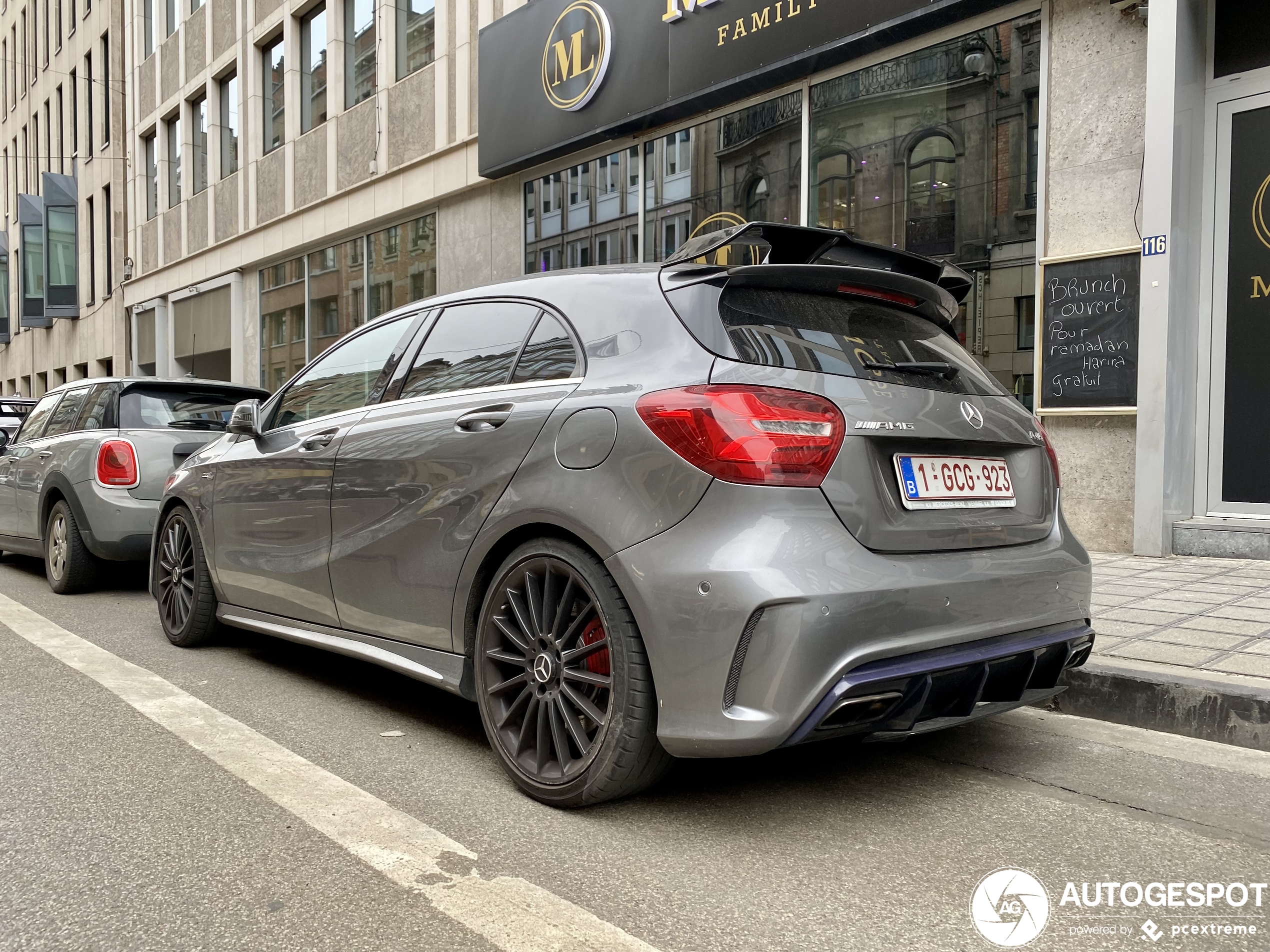 Mercedes-AMG A 45 W176 2015