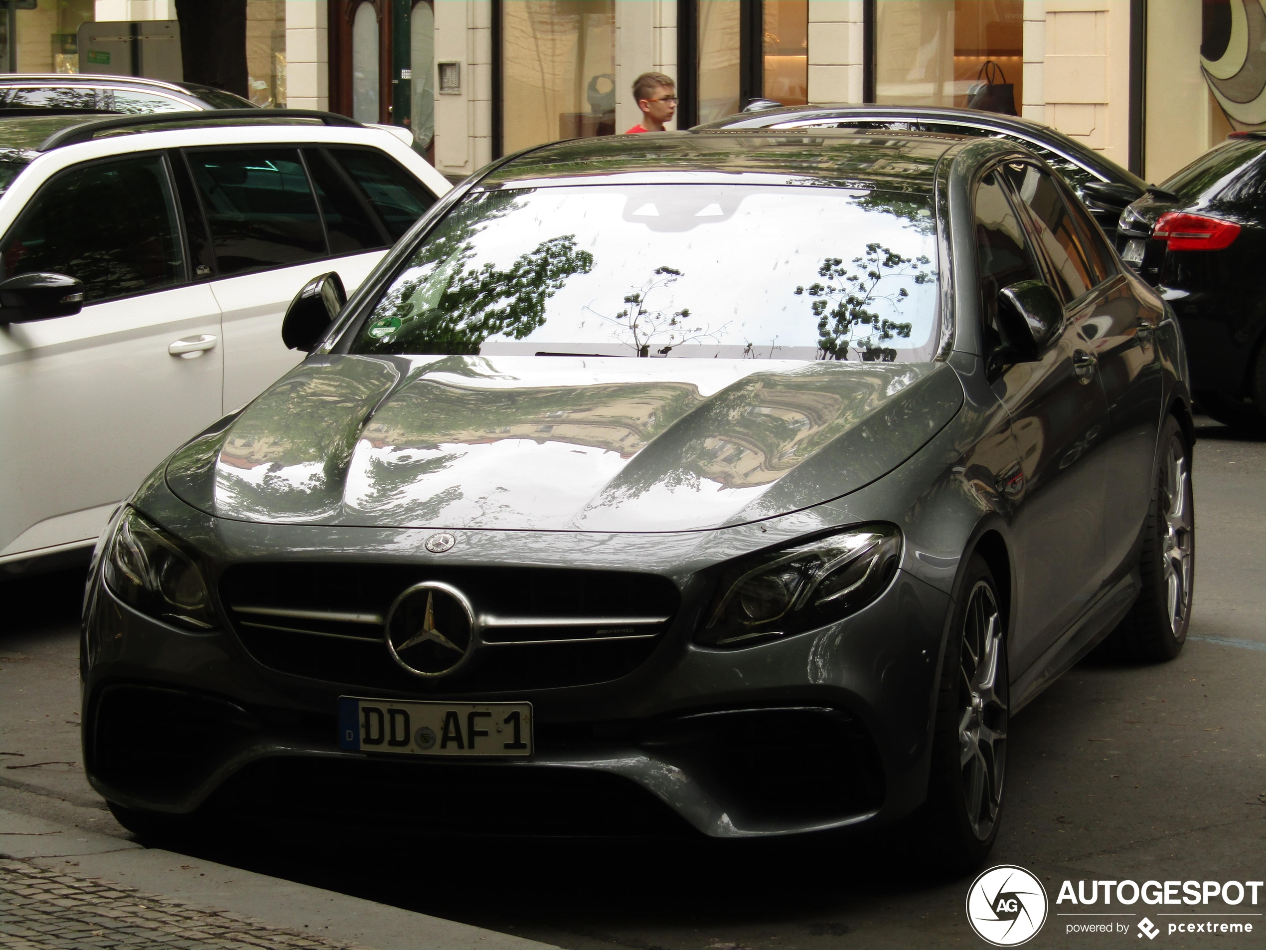 Mercedes-AMG E 63 S W213