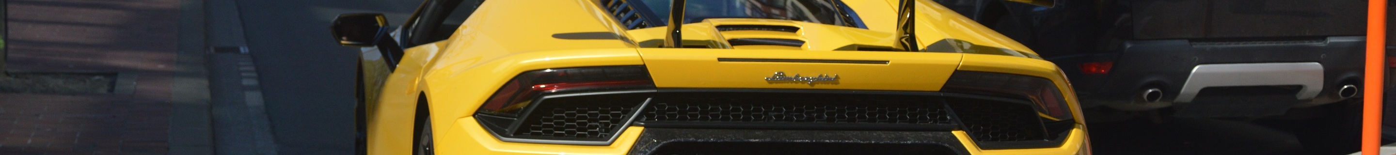 Lamborghini Huracán LP640-4 Performante