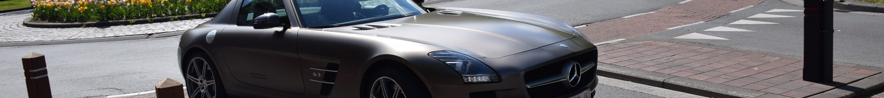 Mercedes-Benz SLS AMG