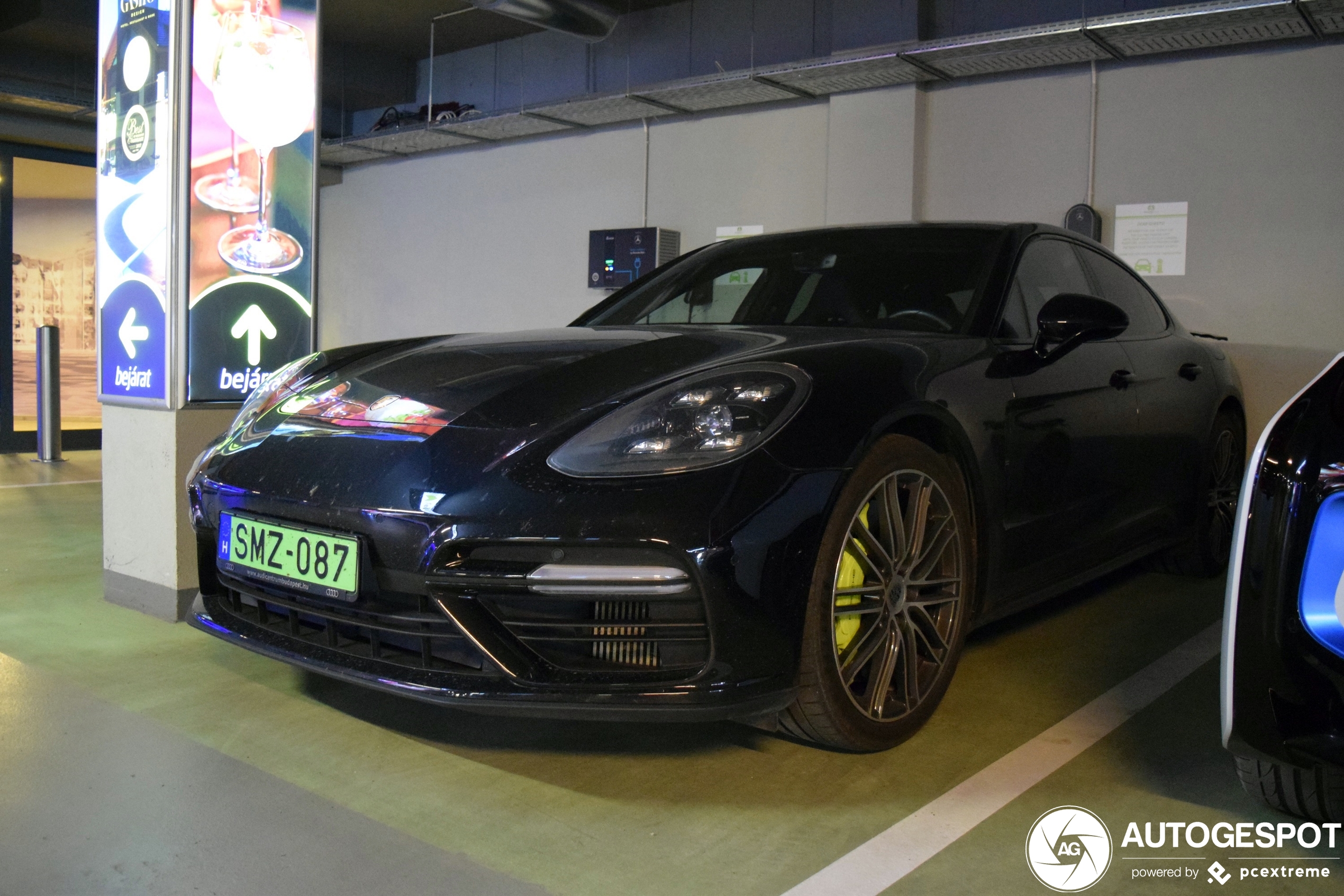 Porsche 971 Panamera Turbo S E-Hybrid