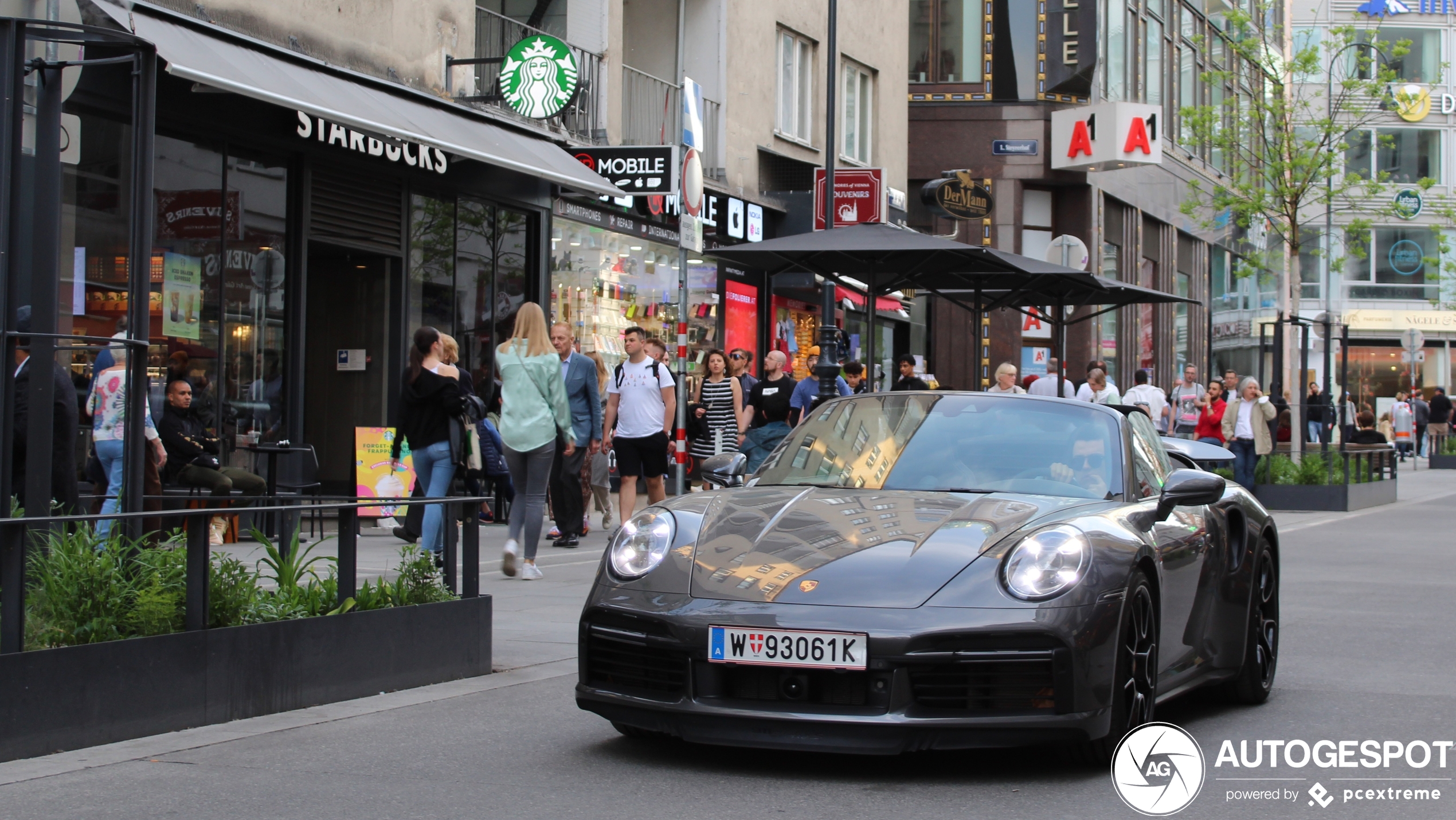 Porsche 992 Turbo S Cabriolet