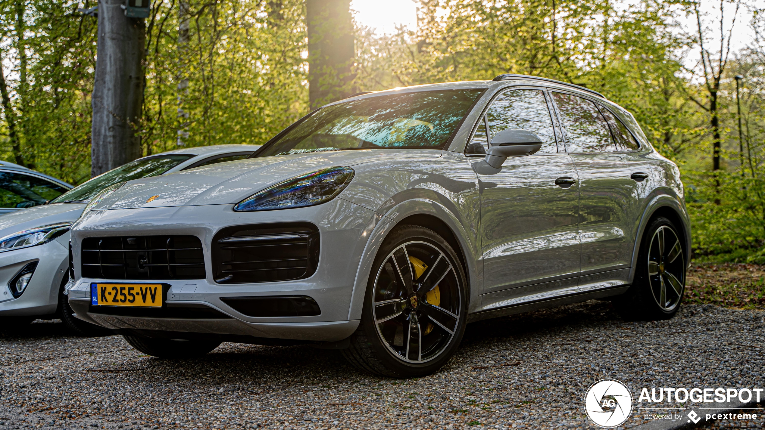 Porsche 9YA Cayenne GTS