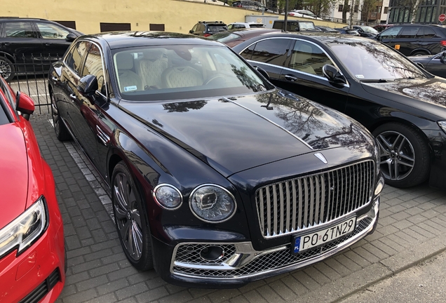 Bentley Flying Spur V8 2021