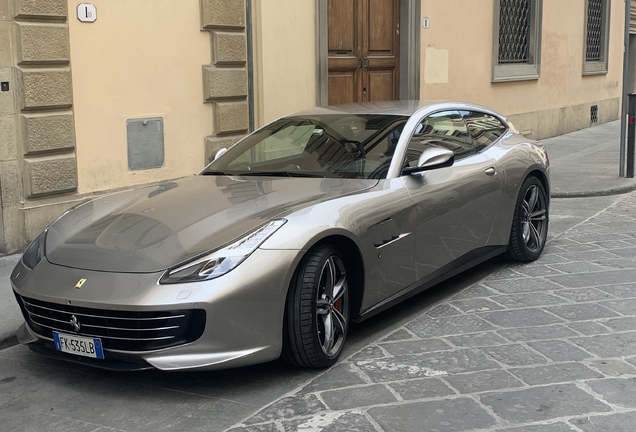 Ferrari GTC4Lusso