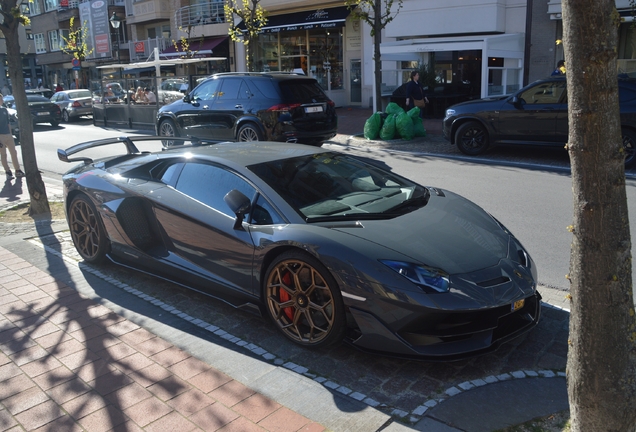 Lamborghini Aventador LP770-4 SVJ