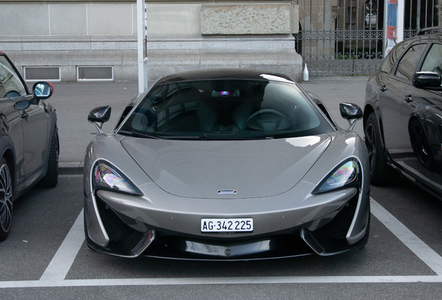 McLaren 570S