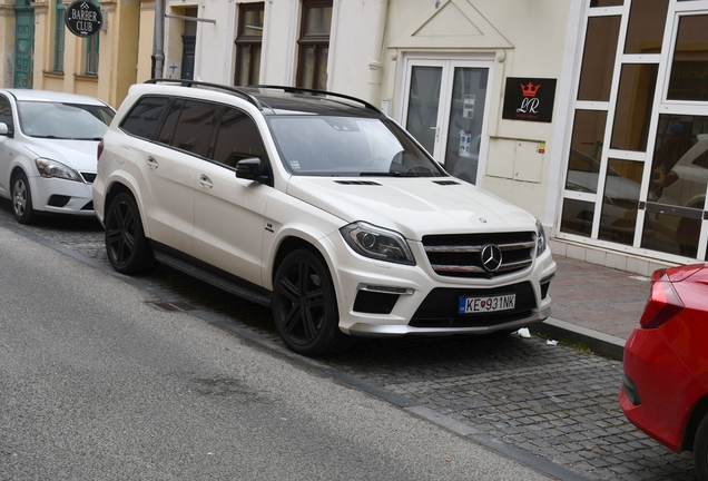 Mercedes-Benz GL 63 AMG X166