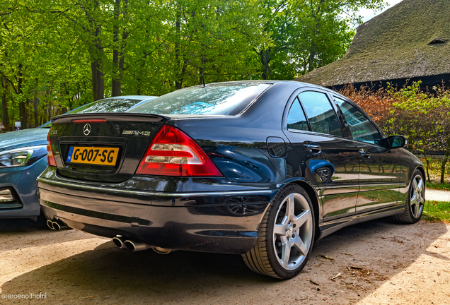 Mercedes-Benz C 55 AMG