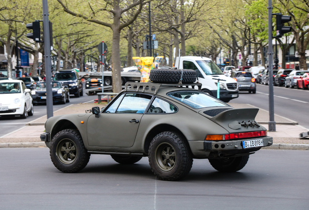 Porsche 911 Carrera RS Rally