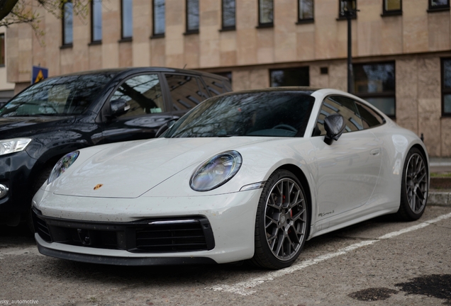 Porsche 992 Carrera S