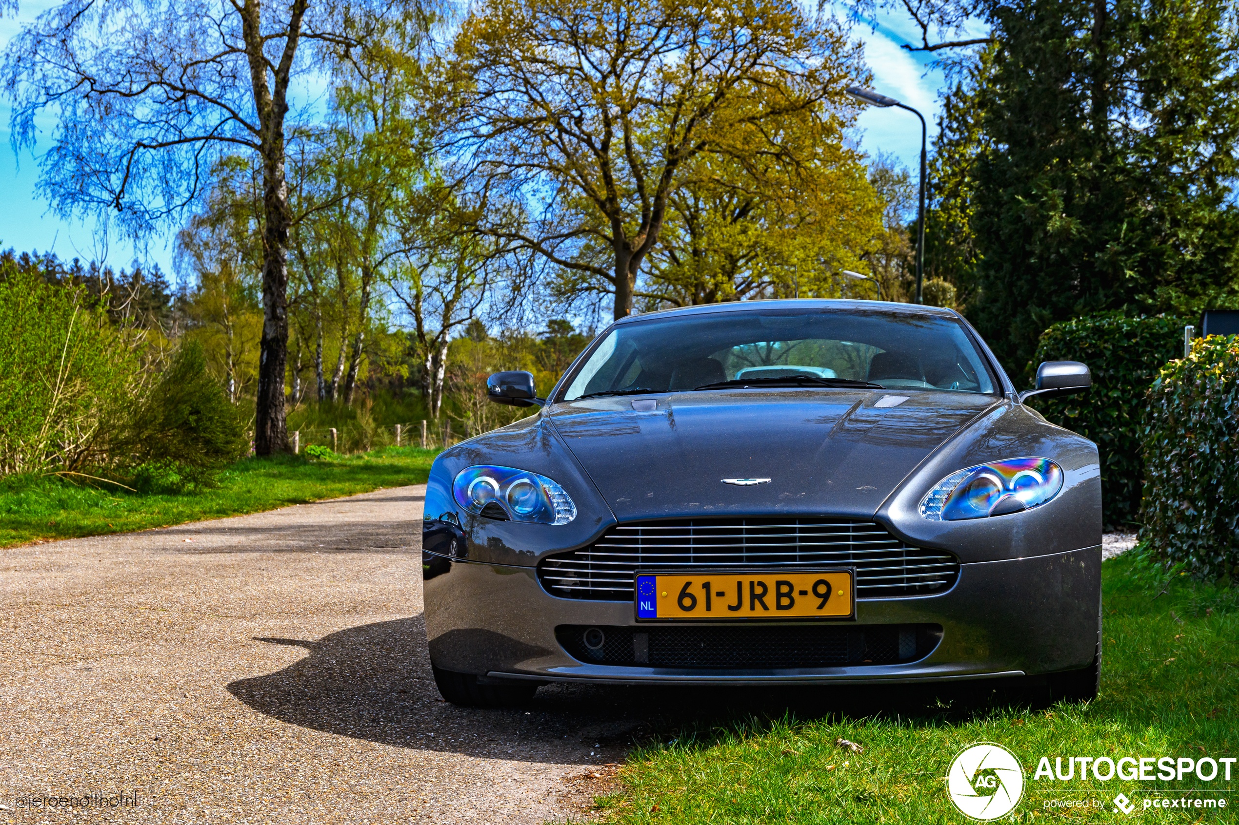 Aston Martin V8 Vantage