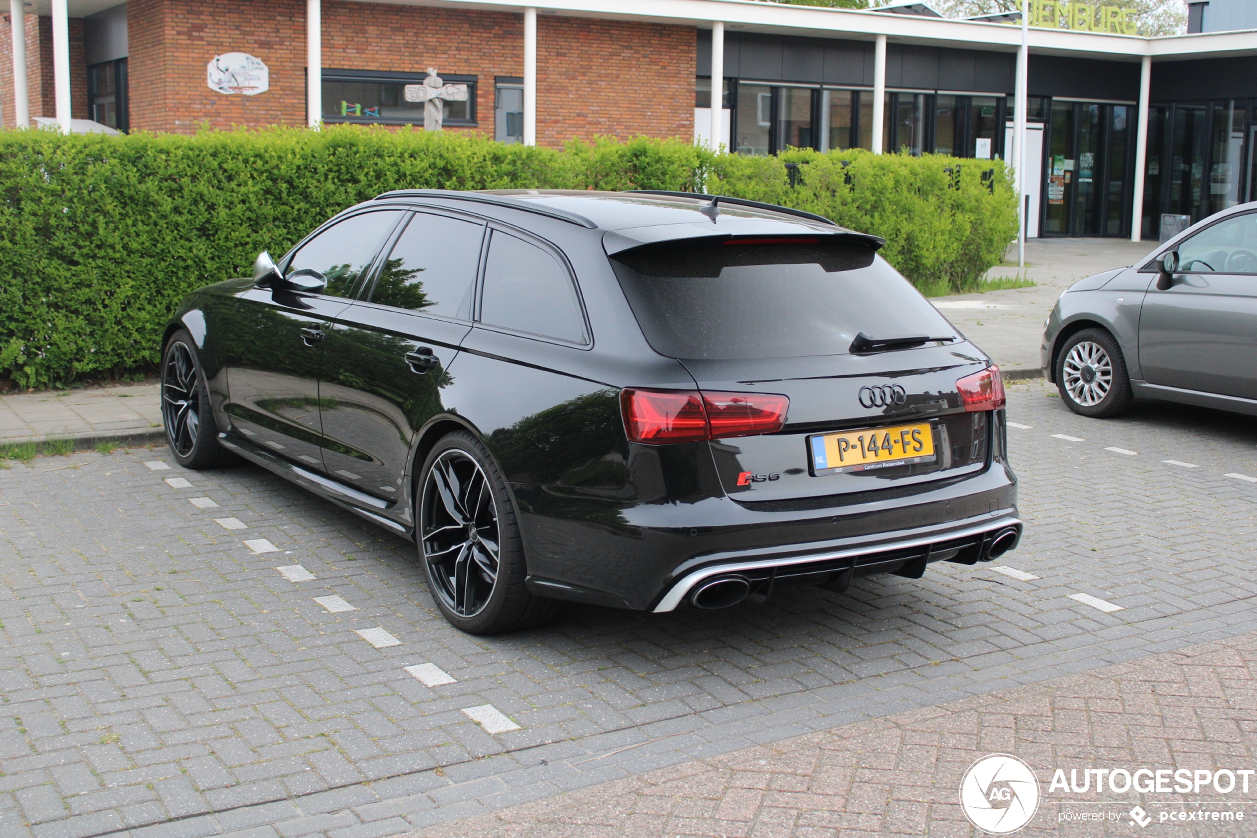 Audi RS6 Avant C7 2015