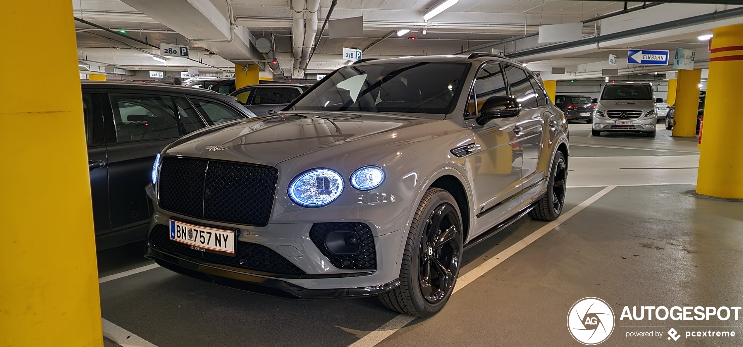 Bentley Bentayga V8 S 2022