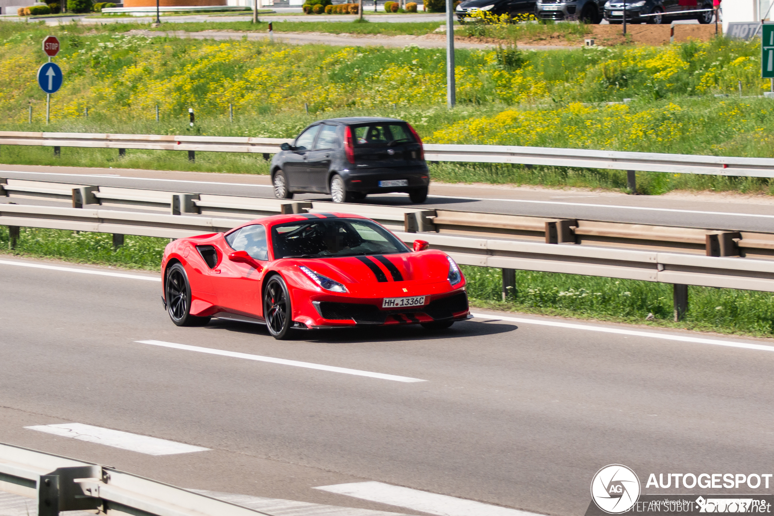 Ferrari 488 Pista