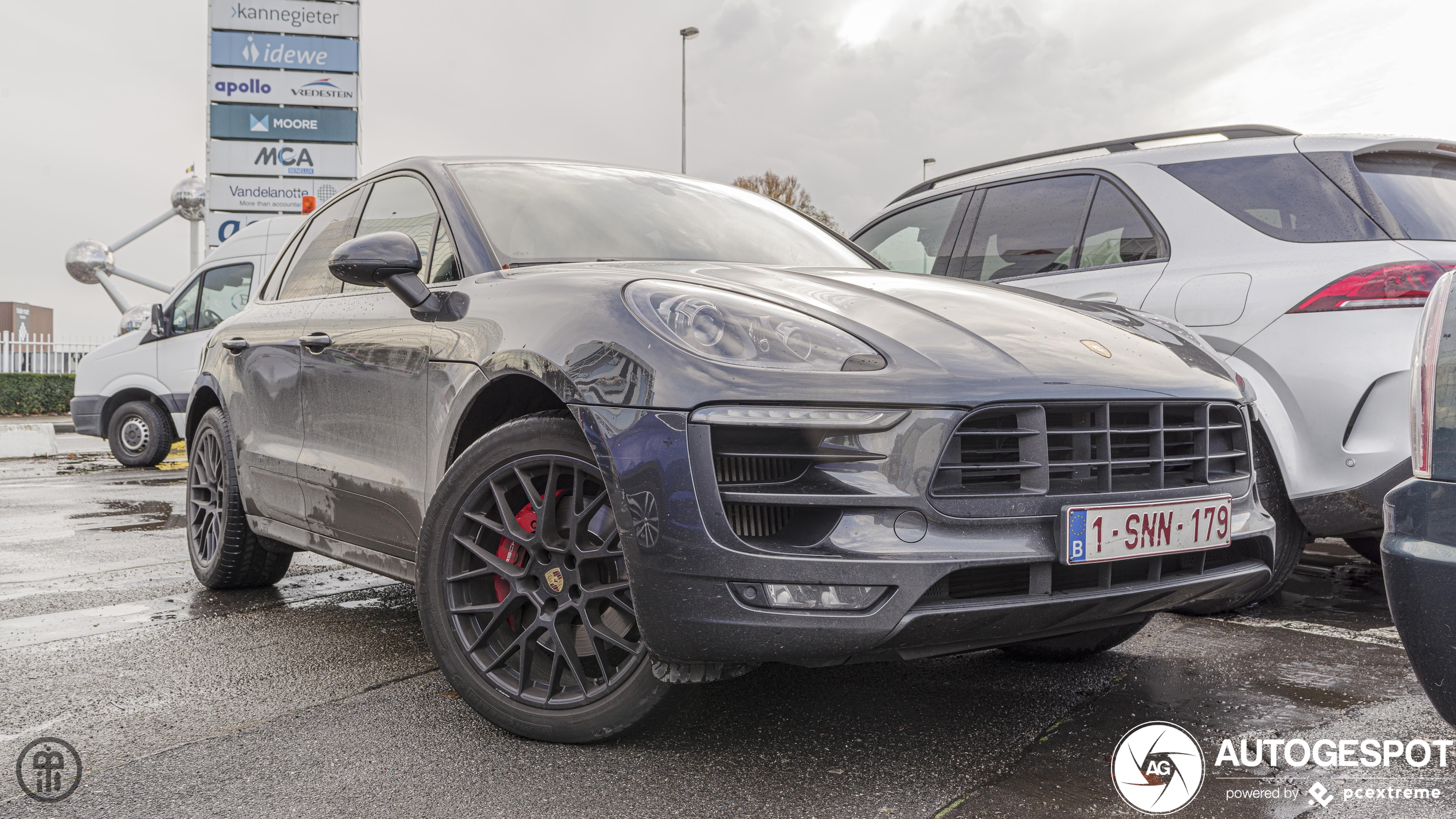 Porsche 95B Macan GTS