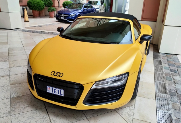 Audi R8 V10 Spyder 2013