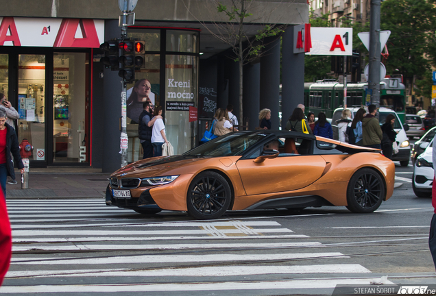 BMW i8 Roadster