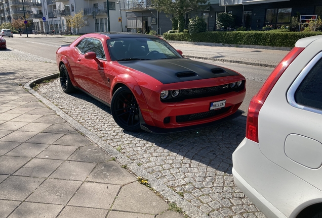 Dodge Challenger SRT Hellcat Widebody