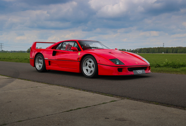 Ferrari F40