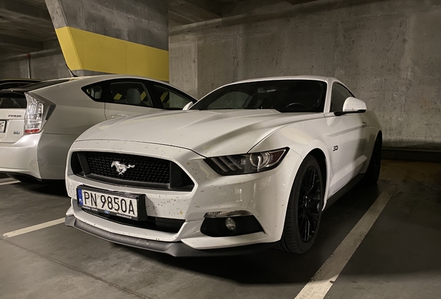 Ford Mustang GT 2015