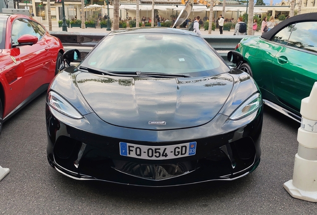 McLaren GT