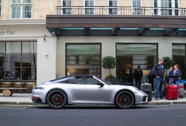 Porsche 992 Targa 4 GTS