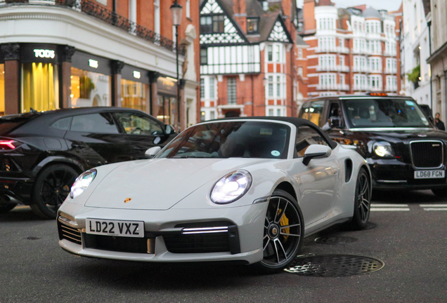 Porsche 992 Turbo S Cabriolet