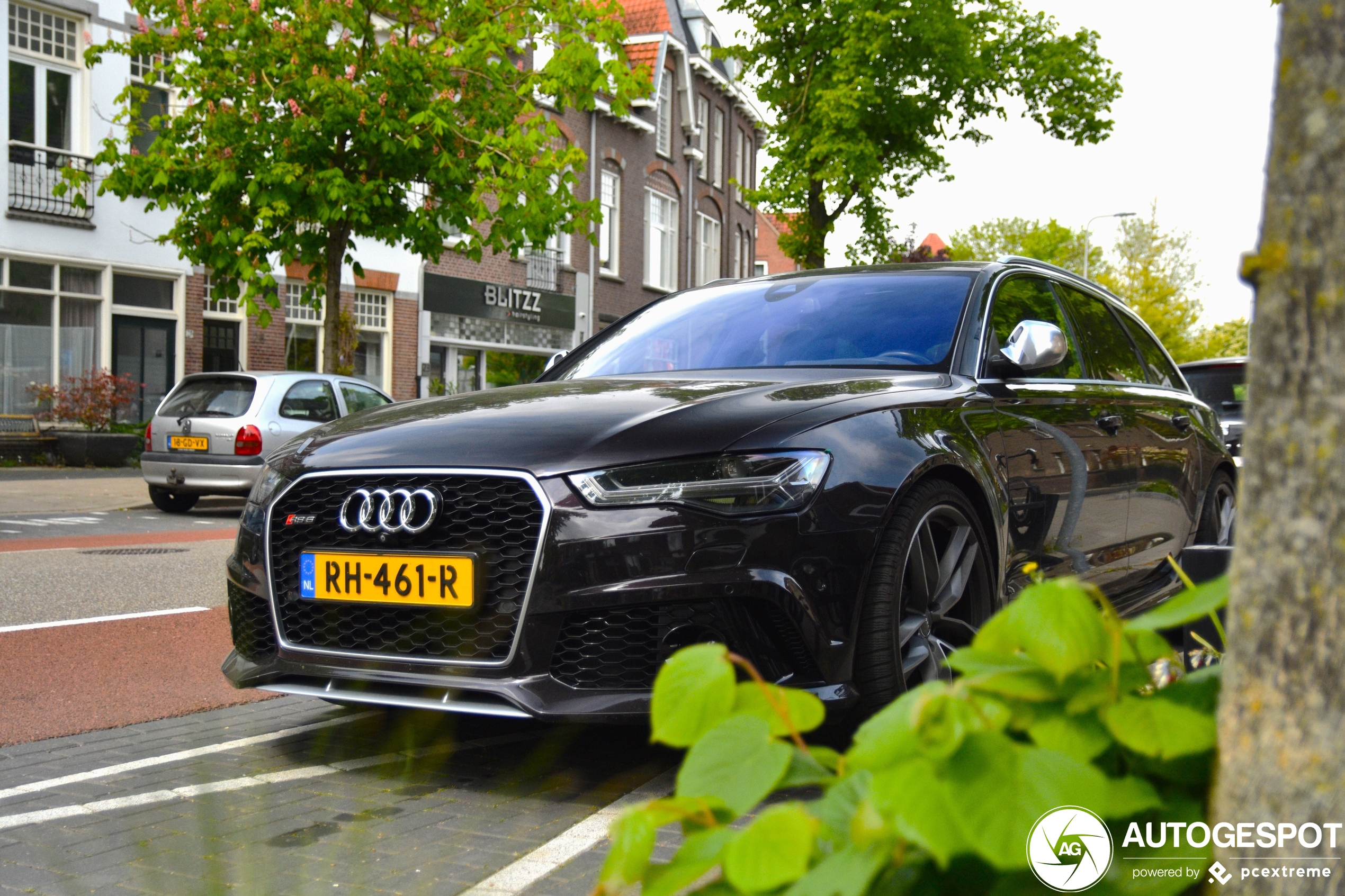 Audi RS6 Avant C7 2015