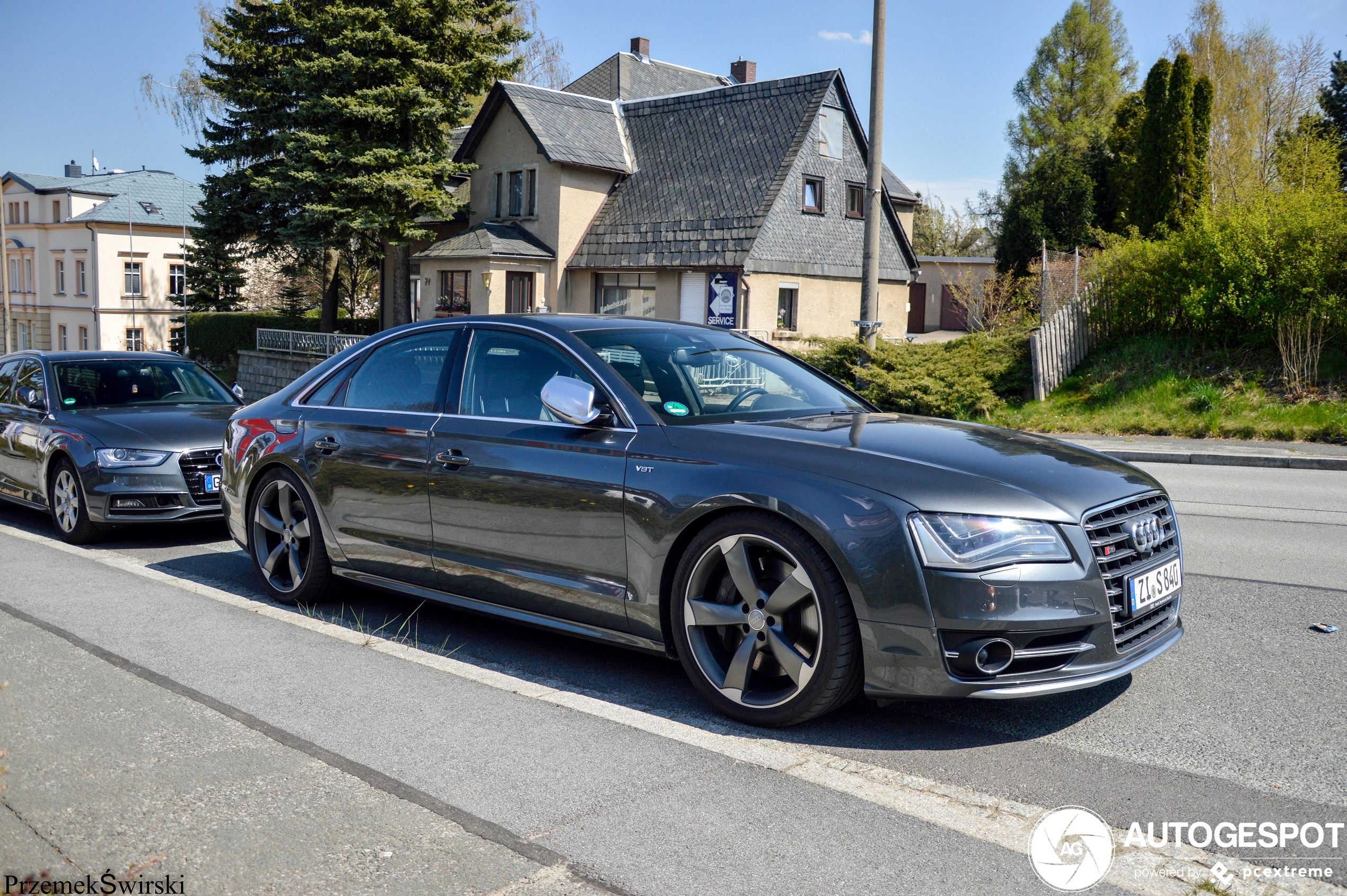 Audi S8 D4