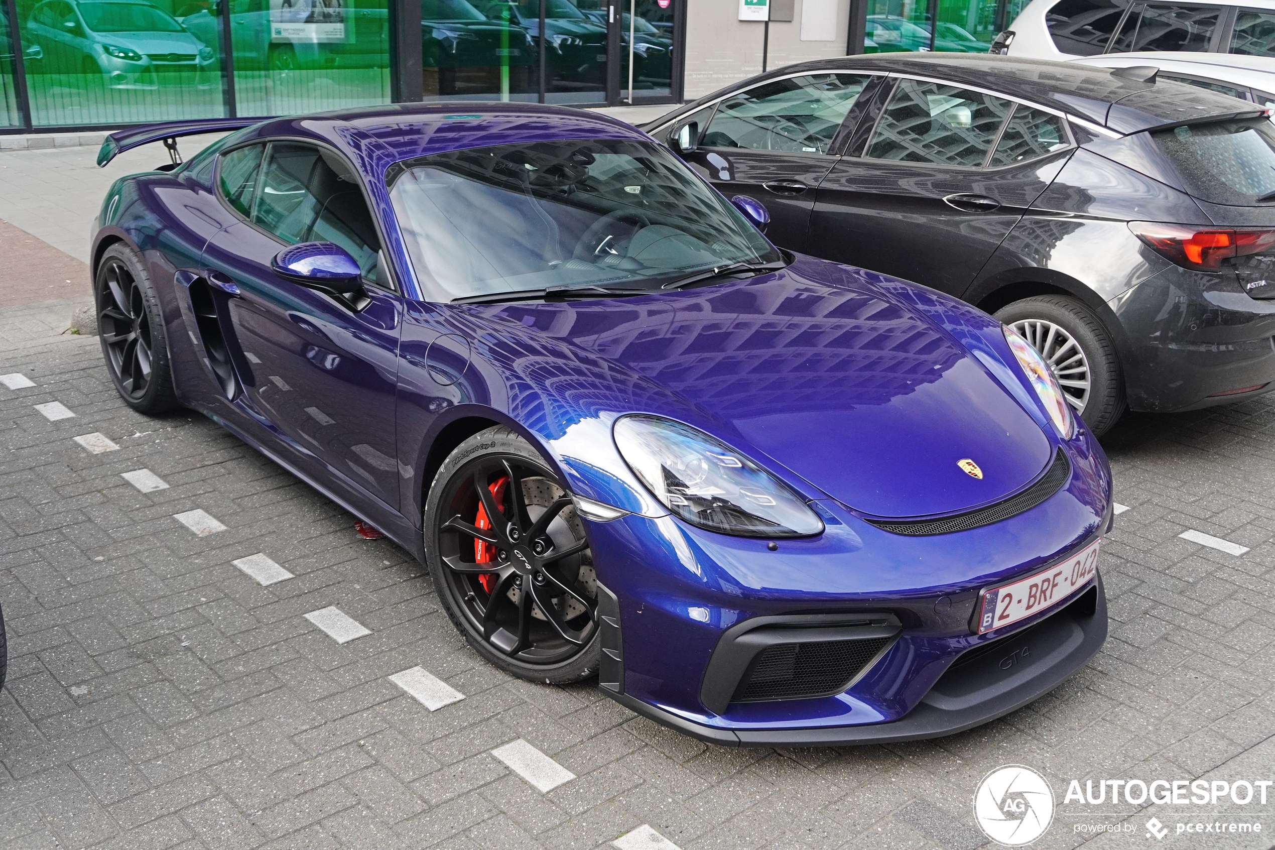 Porsche 718 Cayman GT4