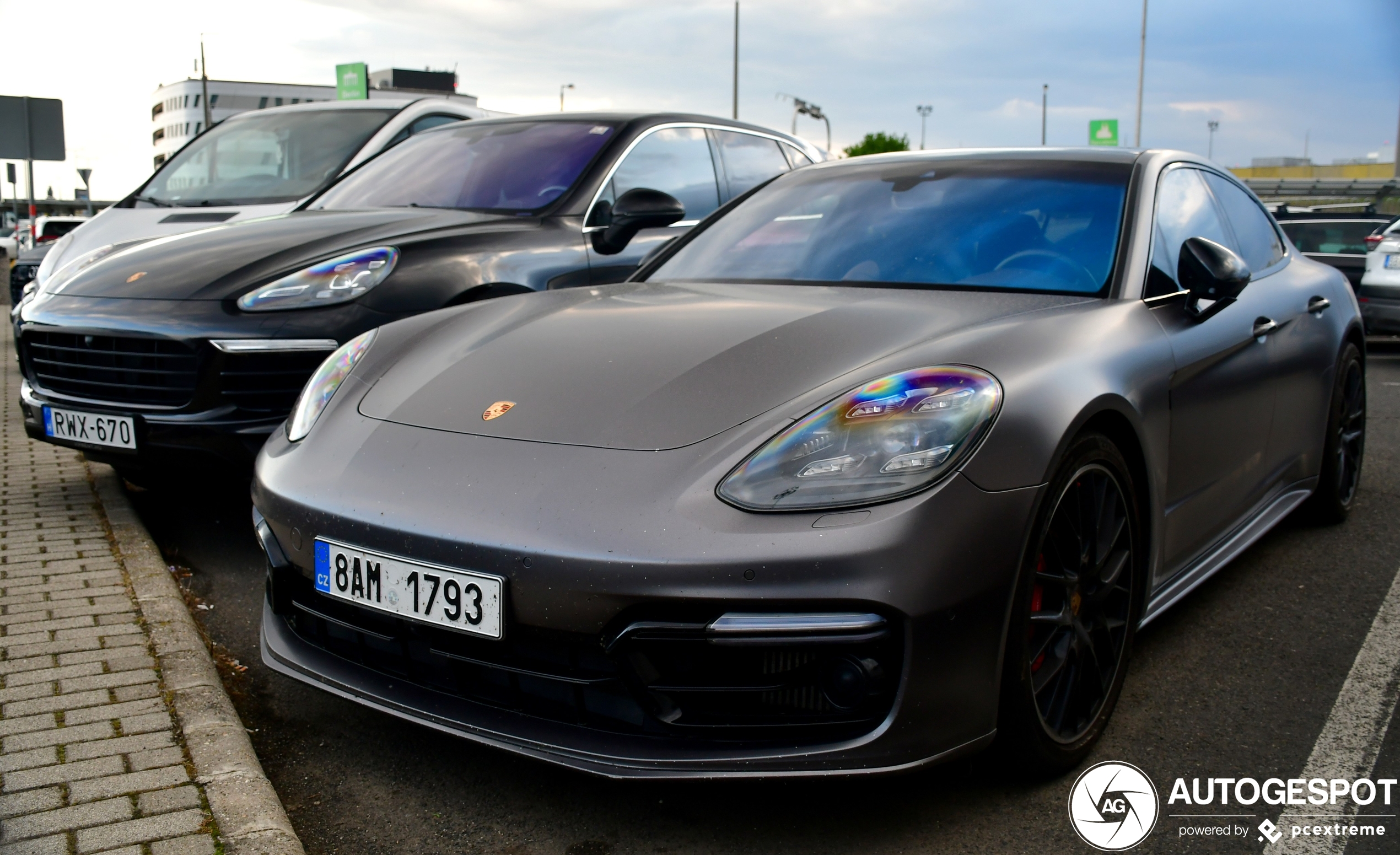 Porsche 971 Panamera Turbo