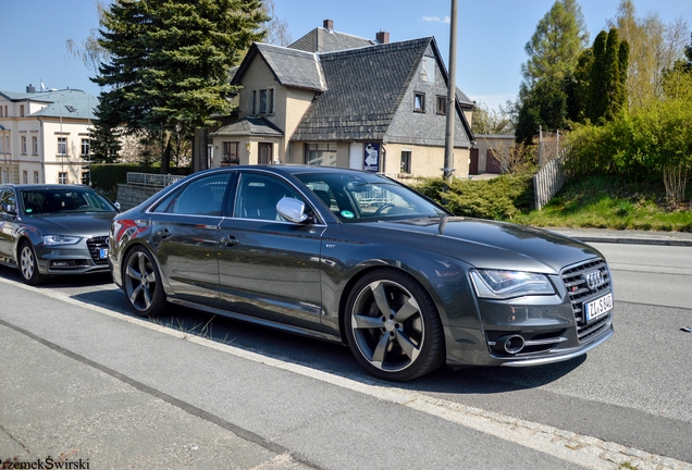 Audi S8 D4