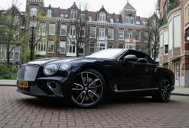 Bentley Continental GTC V8 2020