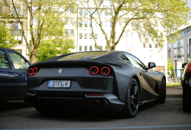 Ferrari 812 Superfast