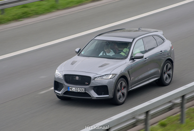 Jaguar F-PACE SVR