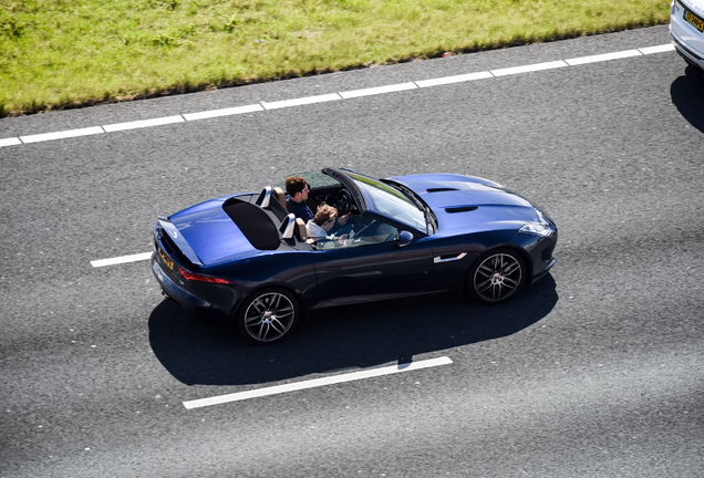 Jaguar F-TYPE S Convertible