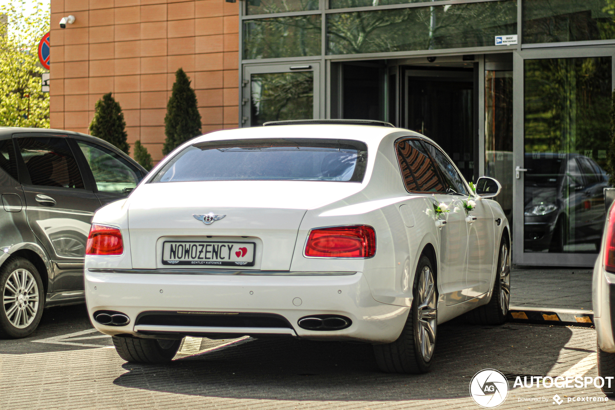 Bentley Flying Spur V8