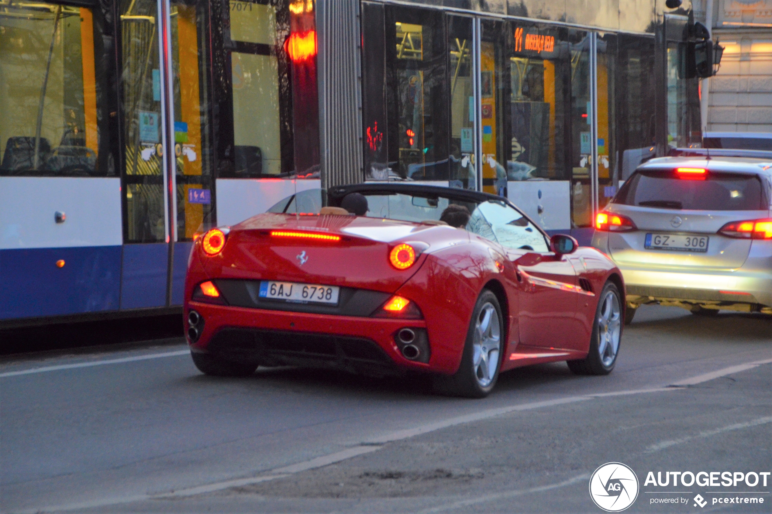 Ferrari California