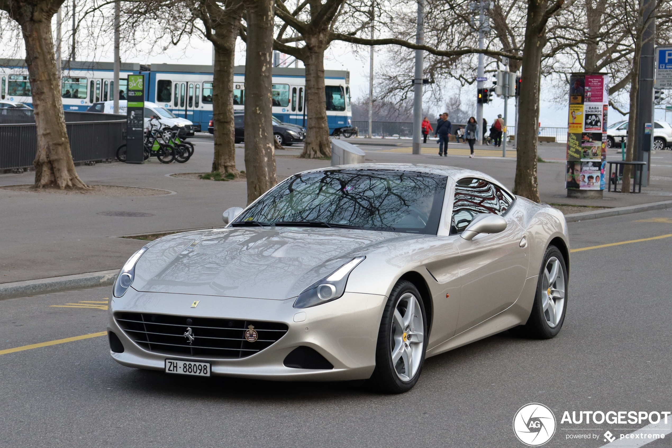 Ferrari California T - 04 May 2022 - Autogespot